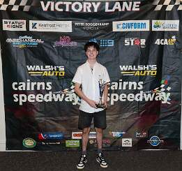 LR-251206-img_0062 null